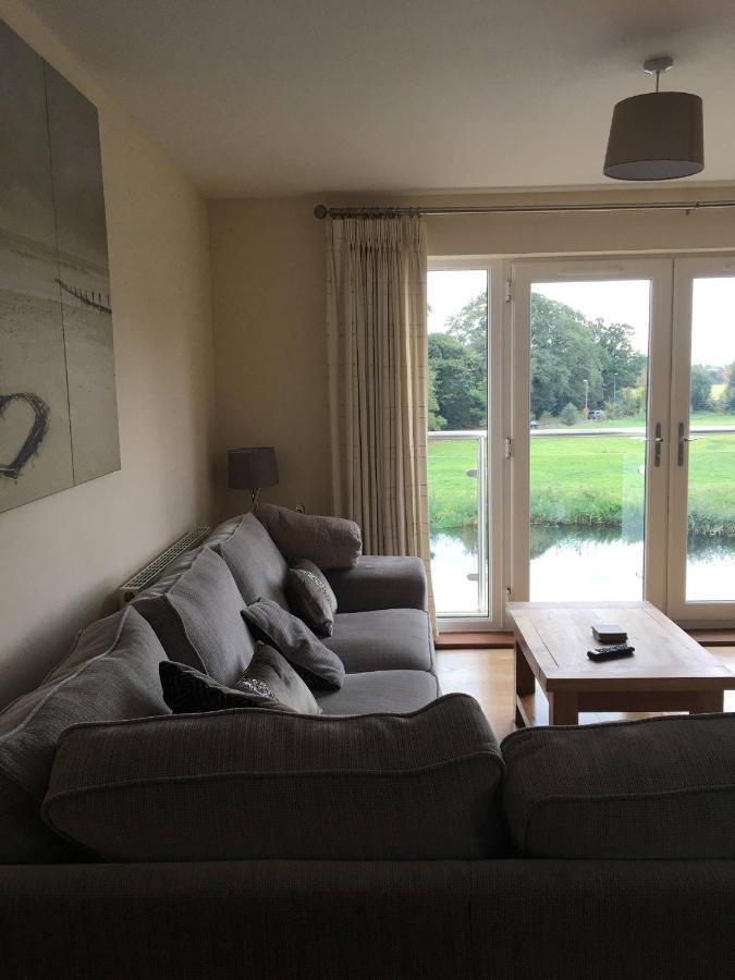 Penthouse Apartment On The River - 65 Skipper Way Saint Neots Exterior foto